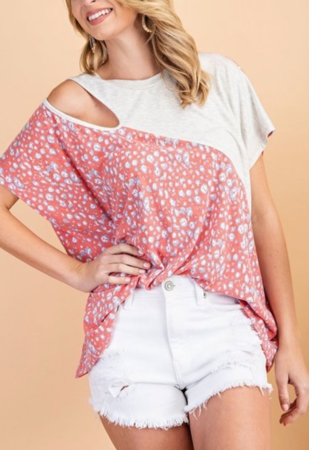 Peep hole coral top